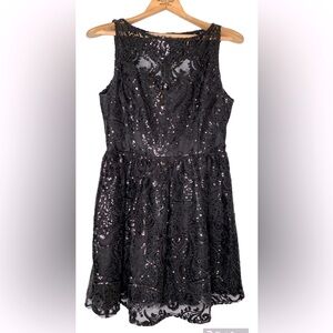 BB Dakota Black Sequin/Lace Mini Dress in Women's Size 8